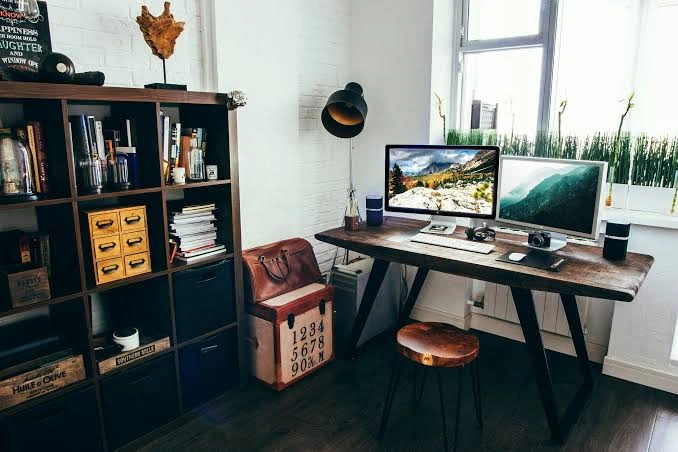 creating-a-productive-home-office-setup-in-a-studio-apartment