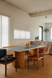 small-space-solutions-styling-your-modern-apartment-with-le-corbusier-efficiency-rule